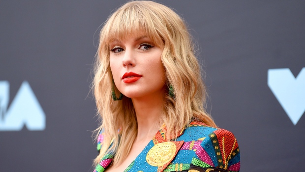Starbucks luncurkan promosi Taylor Swift