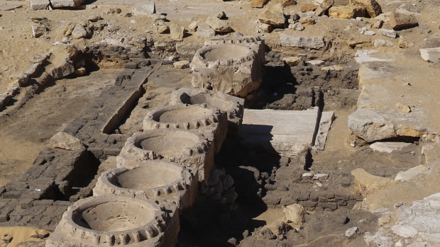 Mesir Kuno: Kuil Matahari Berusia 4.500 Tahun Ditemukan