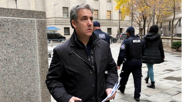 Michael Cohen mengakhiri hukuman penjara setelah kejahatan terkait Trump