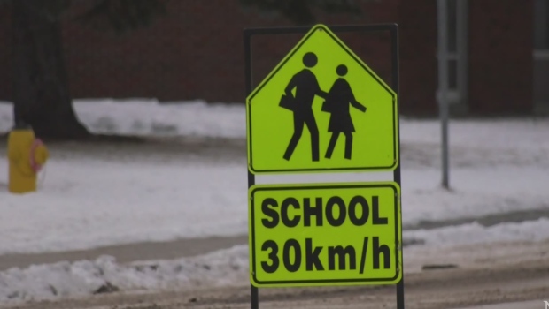 Penghalang salju kembali ke kelas tatap muka di beberapa dewan sekolah Ontario