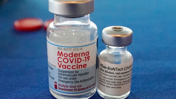 Pfizer/BioNTech, Moderna expect data on shot's protection against new COVID-19 variant soon