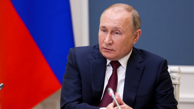 Putin memperingatkan Barat: Moskow memiliki ‘garis merah’ tentang Ukraina, NATO