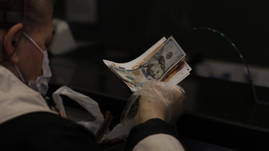 Exchanging money in Ankara, Turkey