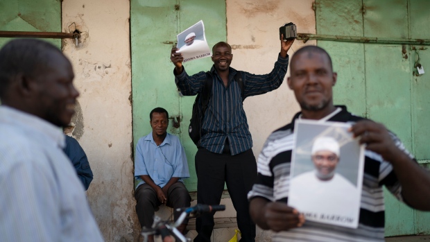 Pemilihan Gambia: Barrow memenangkan pemilihan ulang