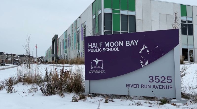 Half Moon Bay Public School in Barrhaven. (Tyler Fleming/CTV News Ottawa)