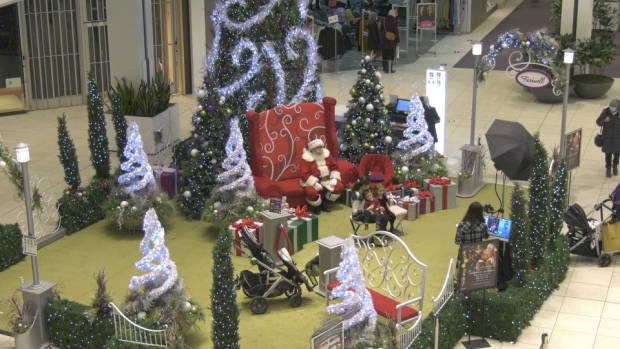 Natal COVID lainnya merusak penjualan ritel lokal