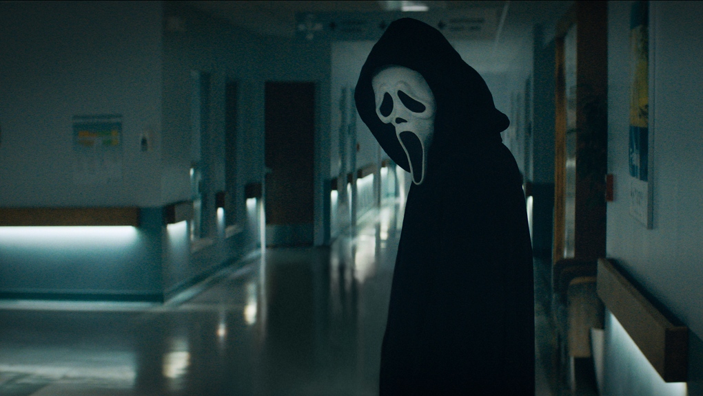Ghostface in a scene from "Scream" the movie