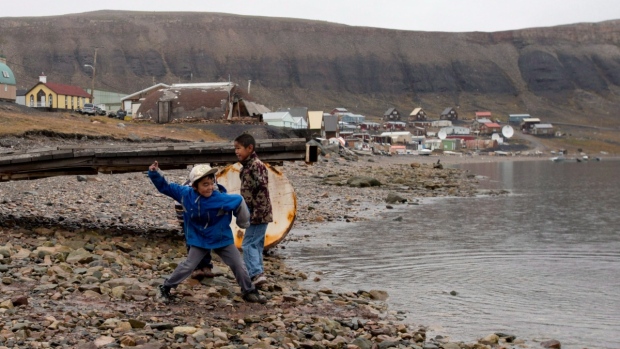Nunavut menandatangani kesepakatan penitipan anak senilai  per hari dengan pemerintah federal