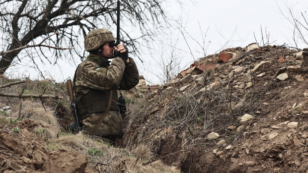Soldier shoots dead five guards at military plant in Ukraine