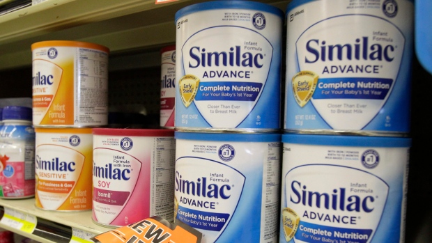 Certain Similac label baby formula products recalled due to possible contamination