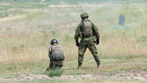 Canadians prepare to fight in Ukraine as legal questions, security concerns swirl