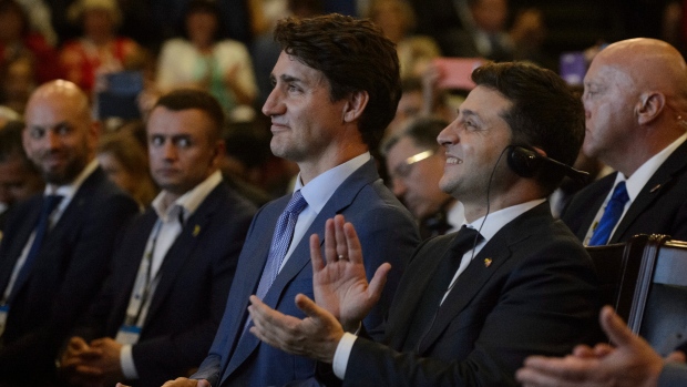 Perang Rusia-Ukraina: Trudeau mengundang Zelensky untuk berpidato di Parlemen