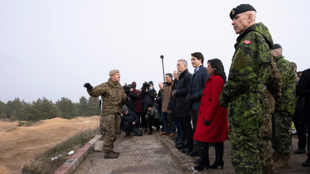 Invasi Rusia: ancaman ‘sangat rendah’ ​​di kepala pertahanan Kanada mengatakan