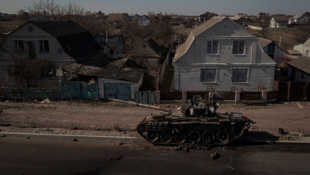 Perang Rusia-Ukraina: Foto-foto menunjukkan pecahnya konvoi 64 km