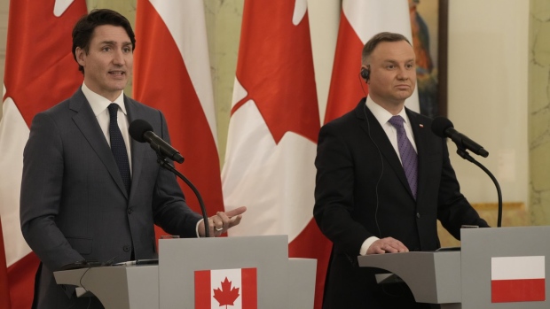 Perang Rusia-Ukraina: Kanada memberi sanksi kepada oligarki Abramovich