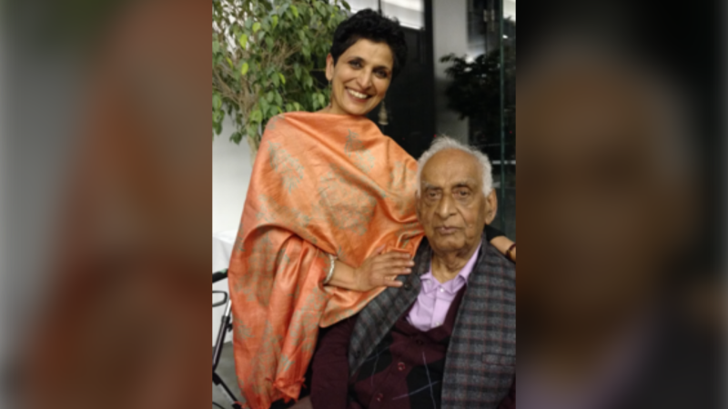 Reena Kukreja and her father, Krishnan. (Reena Kukreja/Submitted)
