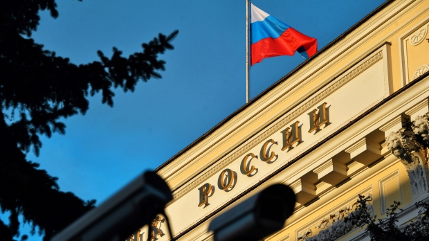Berita Ukraina: Rusia gagal bayar utang luar negerinya, menurut Standard & Poor’s