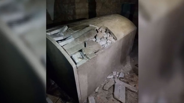 Makam Yusuf dirusak oleh warga Palestina di tengah meningkatnya ketegangan