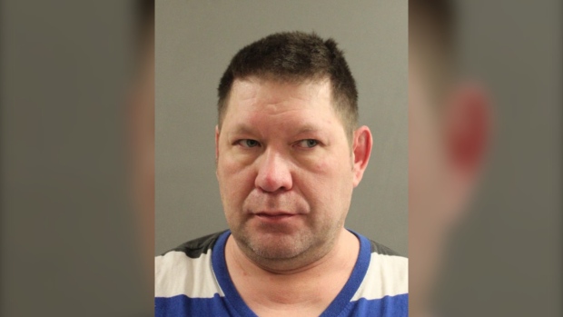 Travis McLeod: la policía de Winnipeg arresta a Bordeaux la Prairie buscado en relación con la muerte de su esposa e hijos