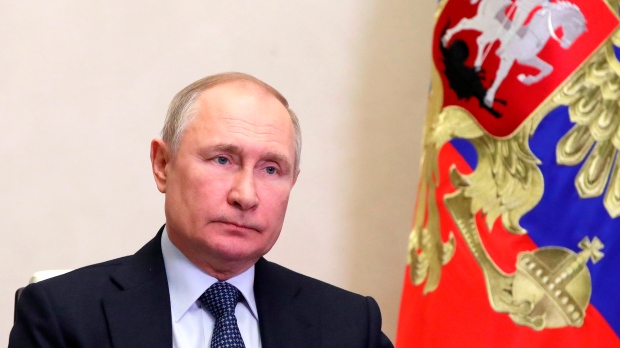 Ukraina: Putin nadaje honorowy tytuł generała majora oskarżonego o zbrodnie wojenne