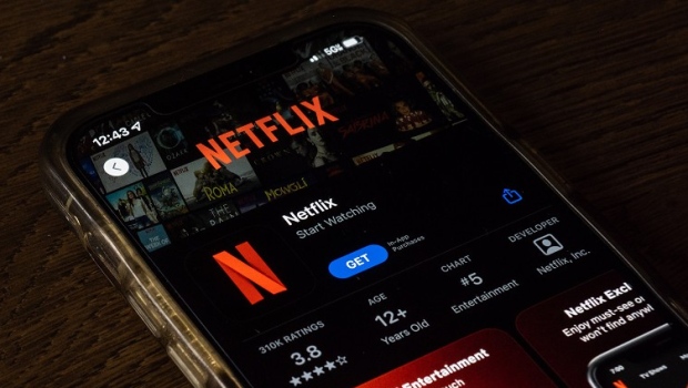 Le stock de Netflix chute de 30%, 200 000 abonnés perdus en 3 mois