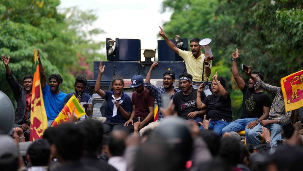 Sri Lankans protest Colombo