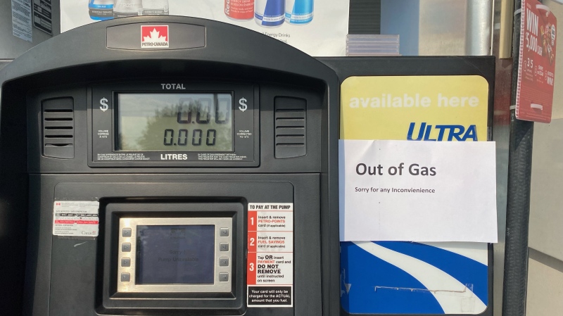 A gas station on Eagleson Road ran out of gas May 21, 2022. (Matt Skube/CTV News Ottawa)