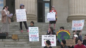 Winnipeg rally calls for climate revolution