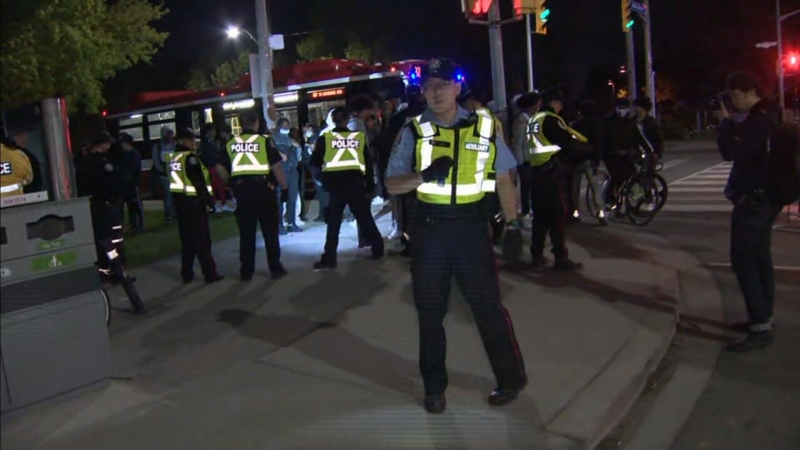 CTV National News: Weekend chaos in Toronto