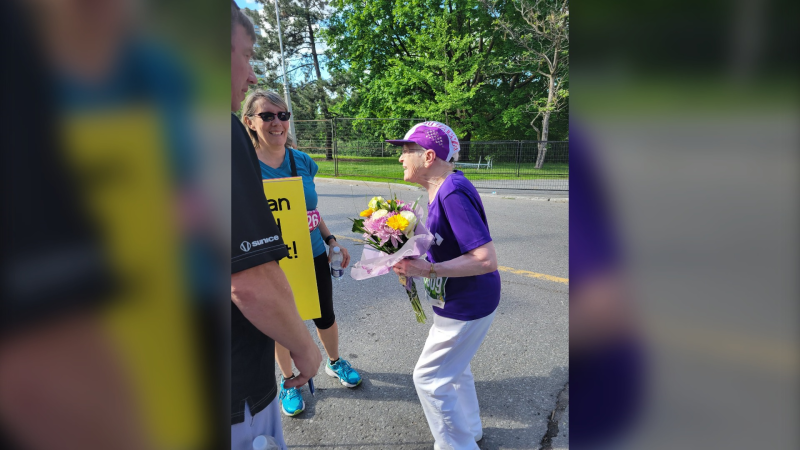 Rejeanne Fairhead, 95, finishes the Ottawa 5K on Saturday as part of Tamarack Ottawa Race Weekend. (OttawaRaceWknd/Twitter)