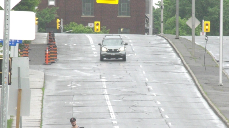 Carling Avenue near Bronson Avenue. June 7, 2022. (Peter Szperling/CTV News Ottawa)Z