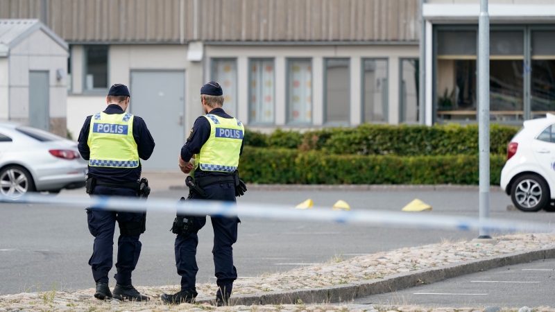 Teenager held after 2 stabbed in Swedish mall's parking area