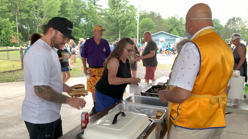 An appreciation barbecue took place Wednesday night in Navan to thank volunteers who helped with storm cleanup. (Jackie Perez/CTV News Ottawa)