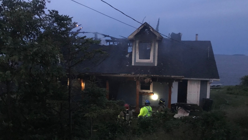 Fire caused significant damage to Queensland, N.S., house. (Jim Kvammen/CTV)