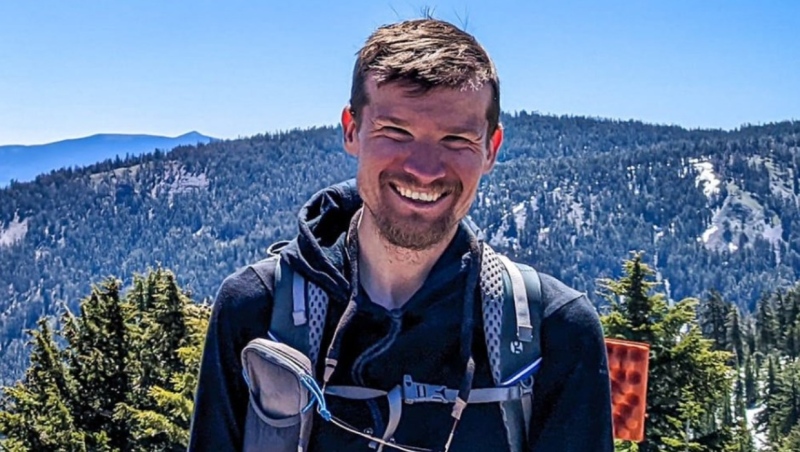 Jeromy Farkas is hoping to raise $125,000 for Big Brothers Big Sisters of Calgary and Area as he finishes his self-supported trek along the Pacific Crest Trail. (Facebook/Jeromy Farkas)