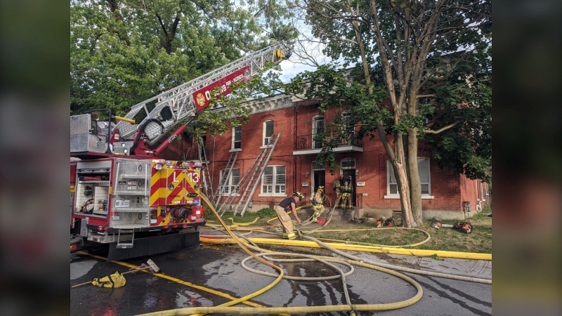Emergency crews responded to a fire in a building on Besserer Street in Ottawa. (OFSFirePhoto/Twitter) 