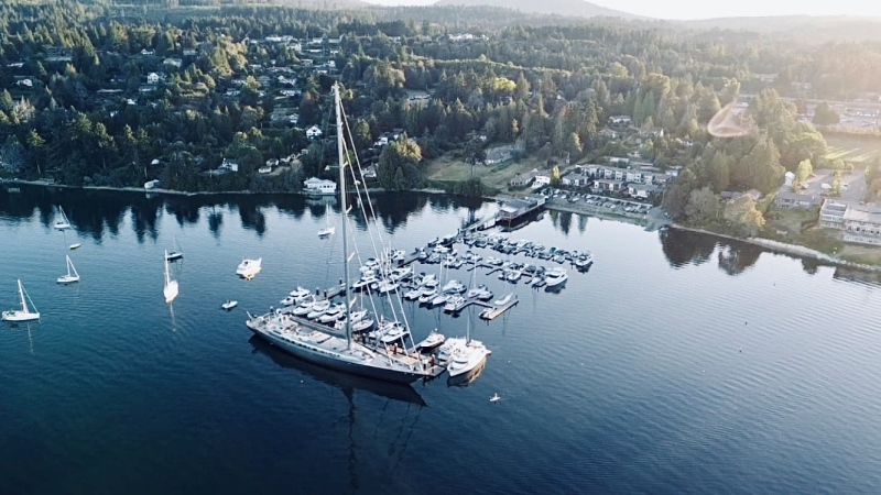 The M5 sailed into the Saanich Inlet marina on Tuesday, with a floatplane housed on its rear deck. (CTV News)