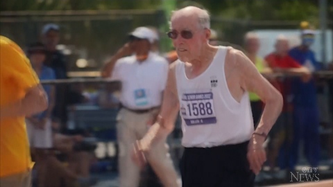 Richard Soller, a 95-year-old U.S. man decided to fight against aging during the latest National Senior Games, in Miramar, Fla.