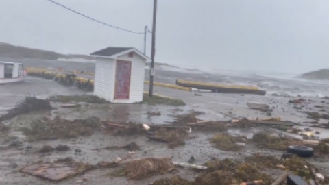 Video shows the impact of post-tropical storm Fiona on the town of Isle aux Morts, N.L., as the sea overtakes land across the beach.