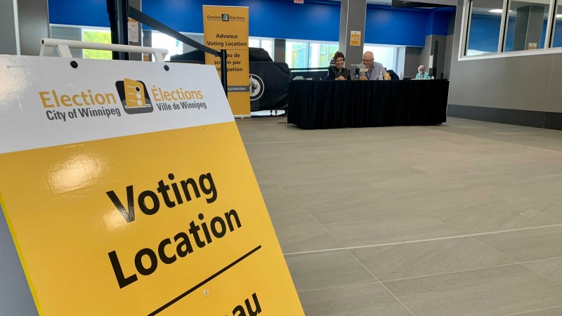 An advance poll for the Winnipeg election is seen in the Cityplace Skywalk on monday, Oct. 3, 2022. (Image source: Scott Andersson/CTV News Winnipeg)