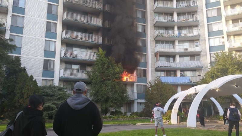 A fire in a Cote-St-Luc apartment building killed a man and caused a power outage. 