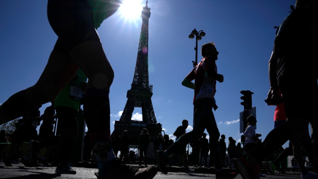 During the Paris Marathon 2022
