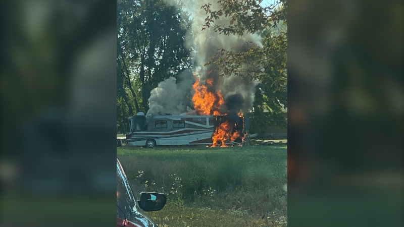 Firefighters were called out to Malden Road near Manning Road for the RV fire in Tecumseh, Ont., on Tuesday, Oct. 4, 2022. (Source: Michelle Hart)
: 