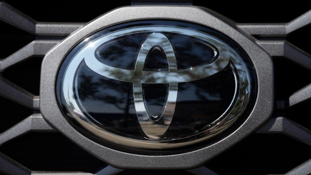 Toyota emblem on a 2021 Tacoma pickup
