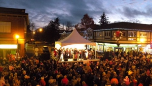 After an involuntary two-year hiatus caused by the COVID-19 pandemic, Oak Bay's annual Christmas festival has returned. (visitoakbayvillage.ca)