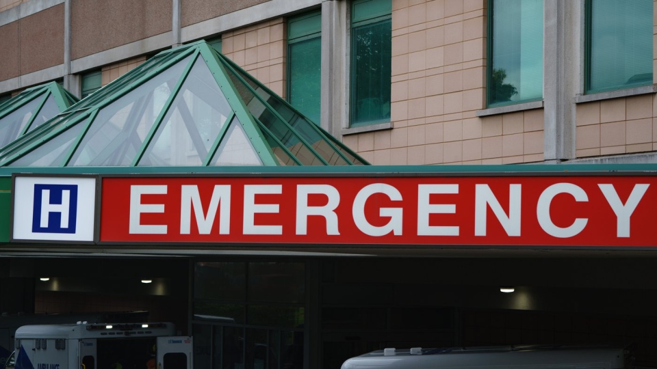 Emergency sign hospital