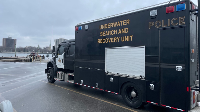 Underwater Search and Recovery along the St. Clair River in Sarnia, Ont. on Dec. 7, 2022. (Sean Irvine/CTV News London)