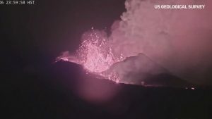 Lava spews from Hawaii's Mauna Loa volcano