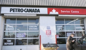 It's the end of an era at the Petro Canada Mechanic Shop on Algonquin Street in North Bay. After 45 years, Don Lelievre and Blair Martin are calling it a career and hanging up their tools. (Jaime McKee/CTV News)