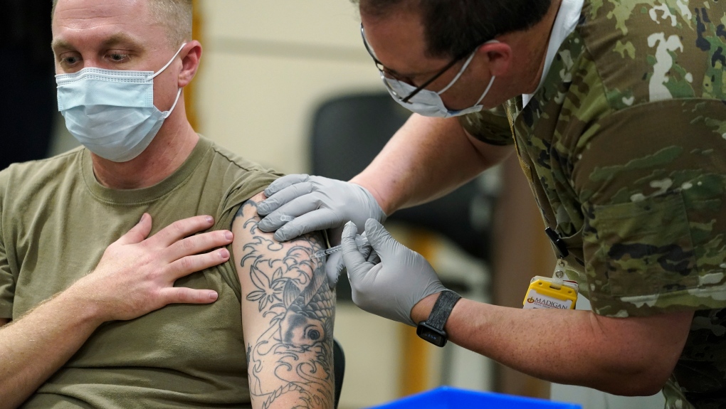 U.S. soldier receives COVID vaccine